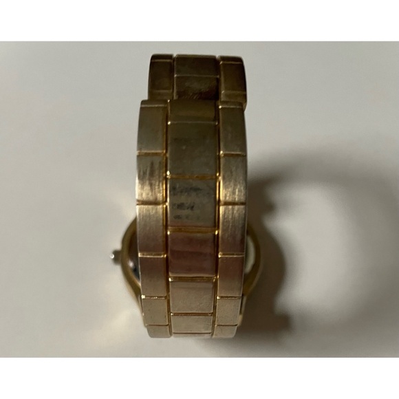 Snap On Rhinestone Gold Watch💎⌚️ - Picture 5 of 12